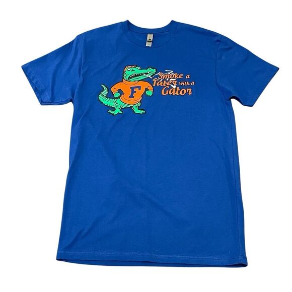 Next Level Apparel Men’s Smoke A Tater With A Gator Graphic T-Shirt Blue Medium - Picture 1 of 8